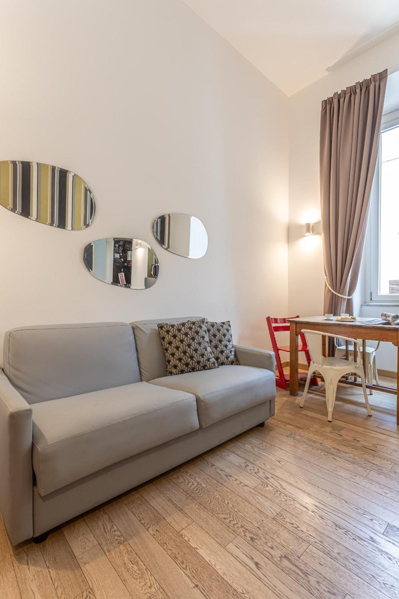 Private Apartment Colosseum Rom Exteriör bild
